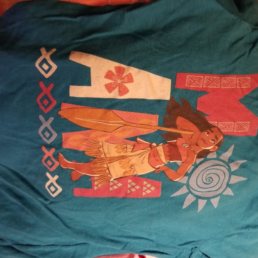 Disney moana t teal size 6x pre owned